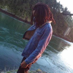 Meet your Posher, Derrick